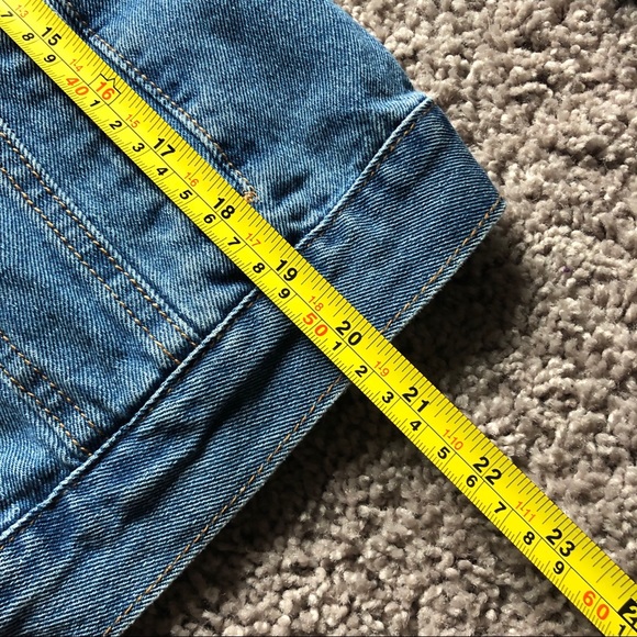 F21 Cropped Jean Jacket - Picture 3 of 4